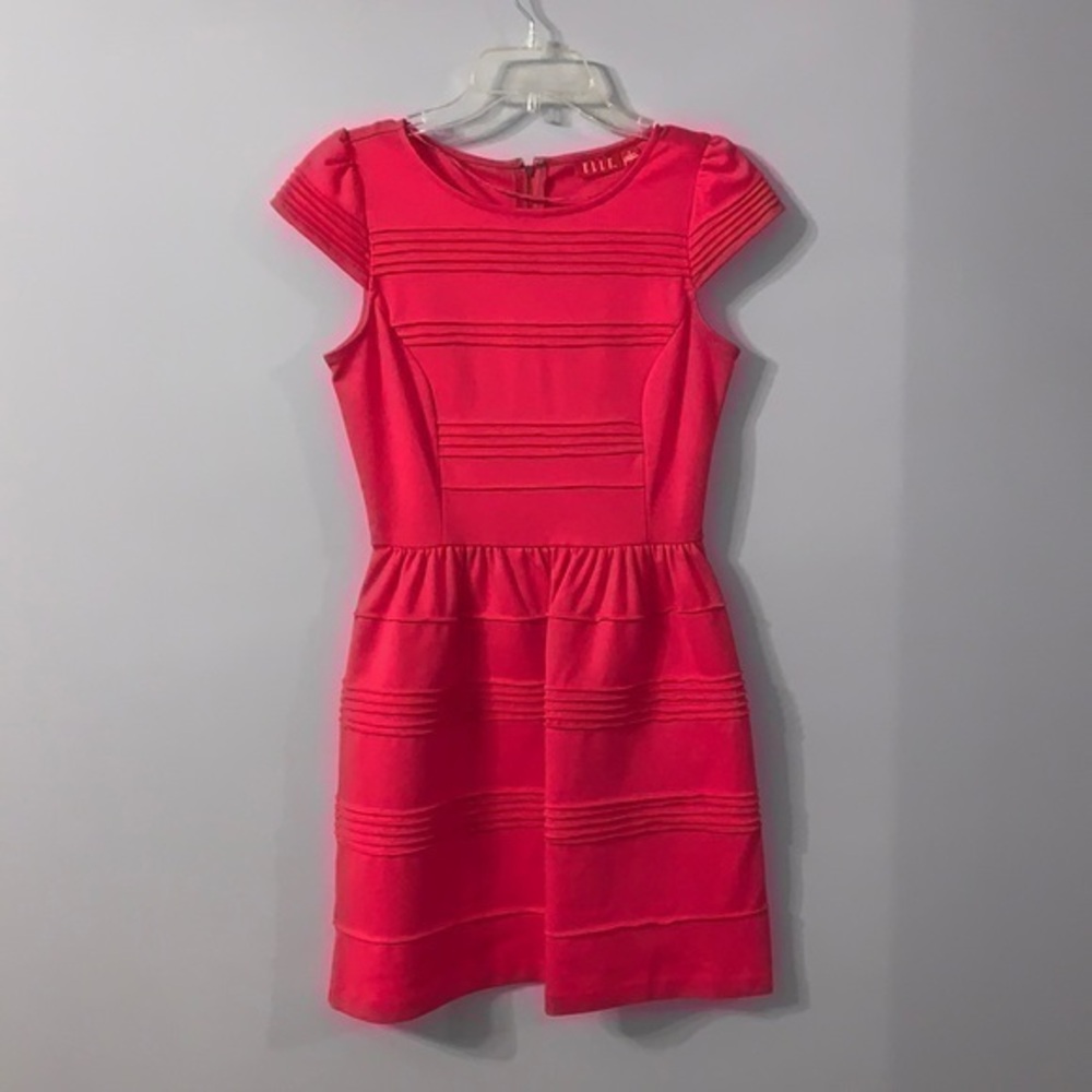 Hot pink red dress Elle size 2